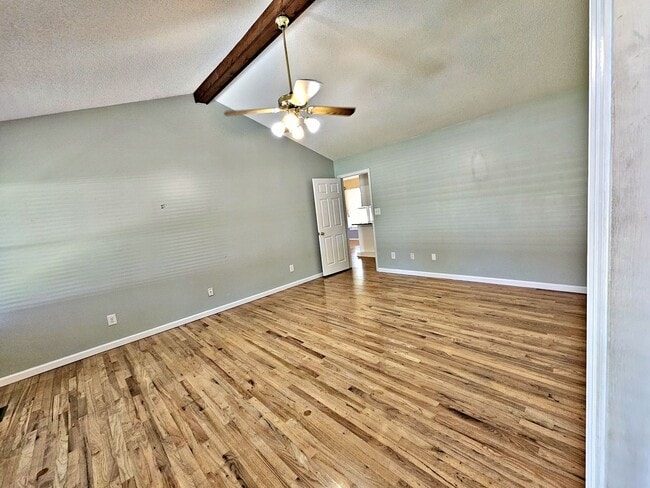 Building Photo - HOUSE FOR RENT - 4BR - Harvest
