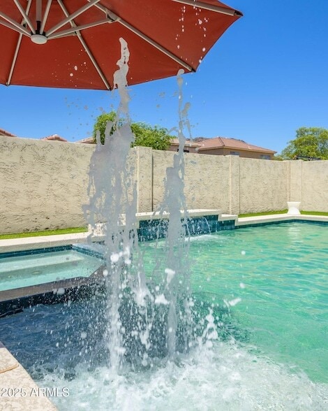 Building Photo - 6608 W Saguaro Park Ln