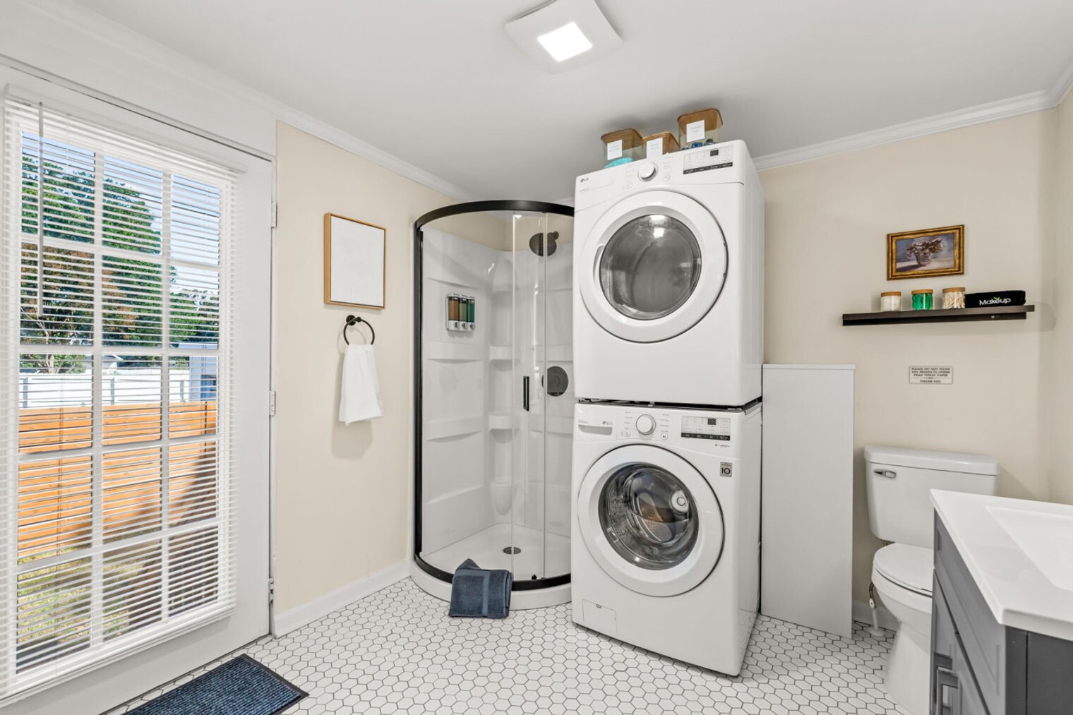 Building Photo - 808 Carrick St