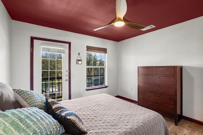 Building Photo - 6208 Perlita Dr