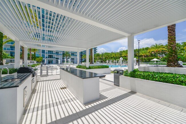 Building Photo - 3201 NE 183rd St