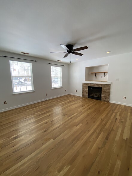 Living Room 2 - 2905 W Platte Ave