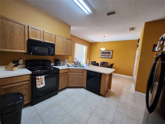 Building Photo - 2503 Buttercup Ct