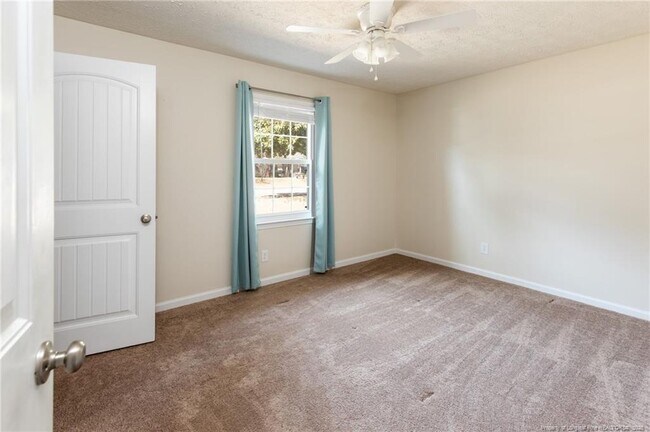 Building Photo - 3705 Persimmon Rd