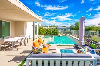 Building Photo - Indian Wells Luxury