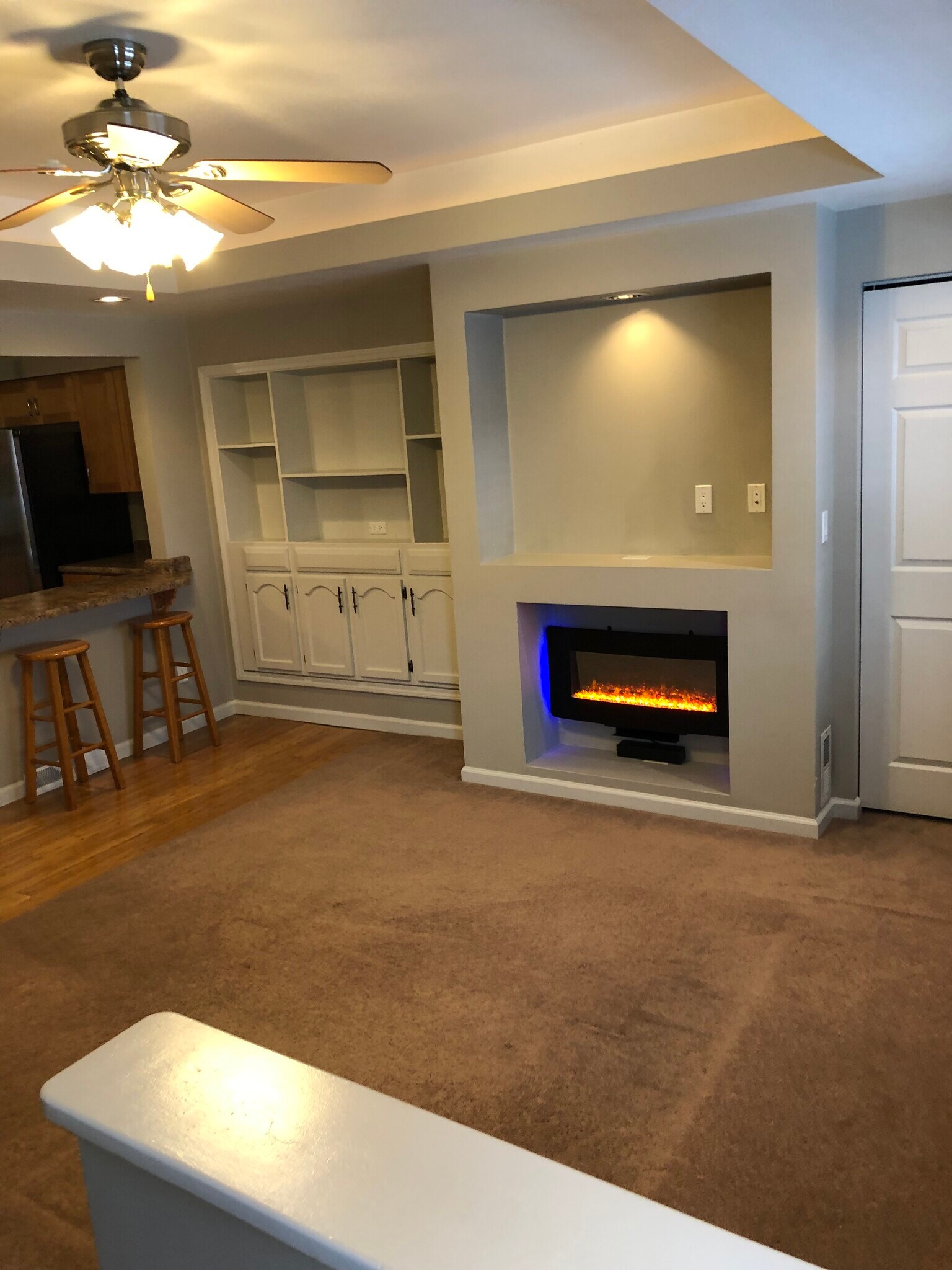 Building Photo - 2325 Sierra St