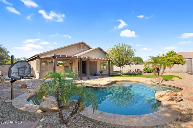 Building Photo - 7431 E Norwood St