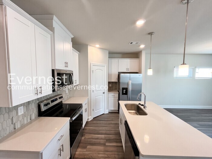 Building Photo - 4522 Skywood Ln