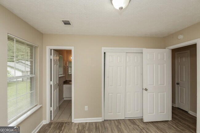 Building Photo - 7929 Mattie McCoy Ln
