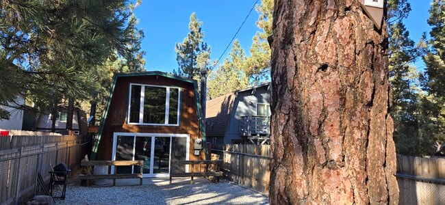 Building Photo - 252 San Bernardino Ave