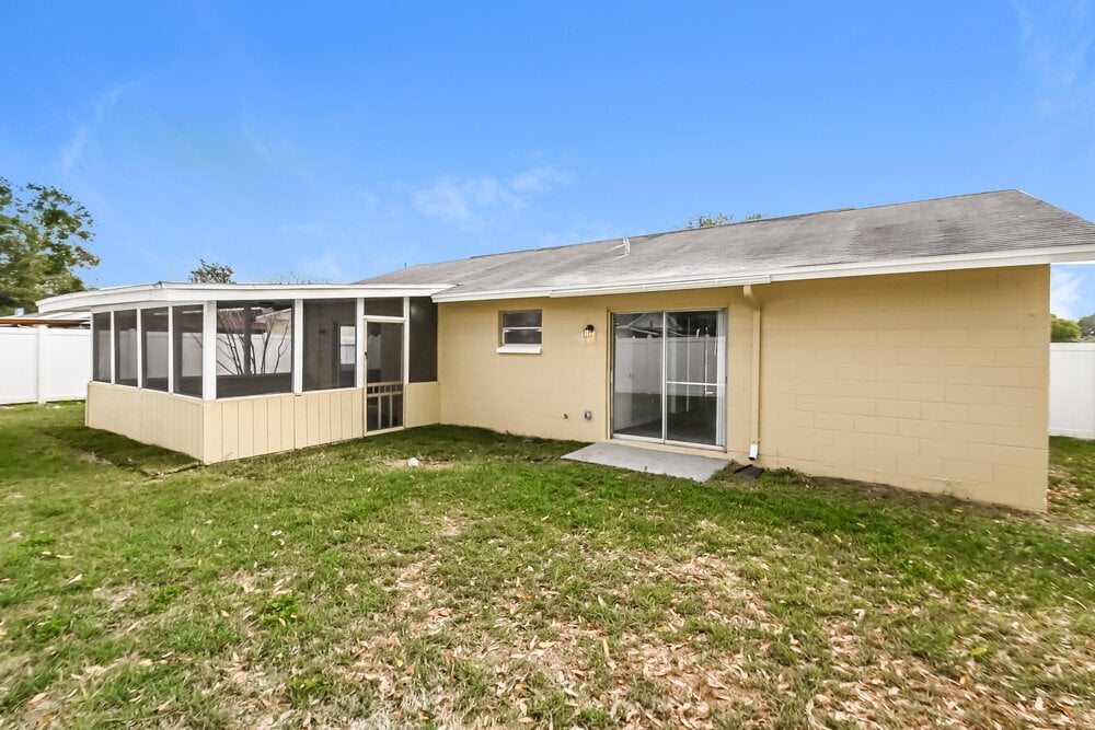 Building Photo - 420 Silver Hill Dr