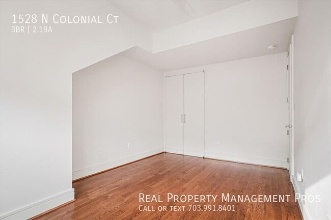 Building Photo - 1528 N Colonial Ct