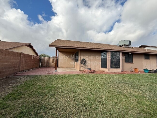 Building Photo - 20831 N 16th Ave