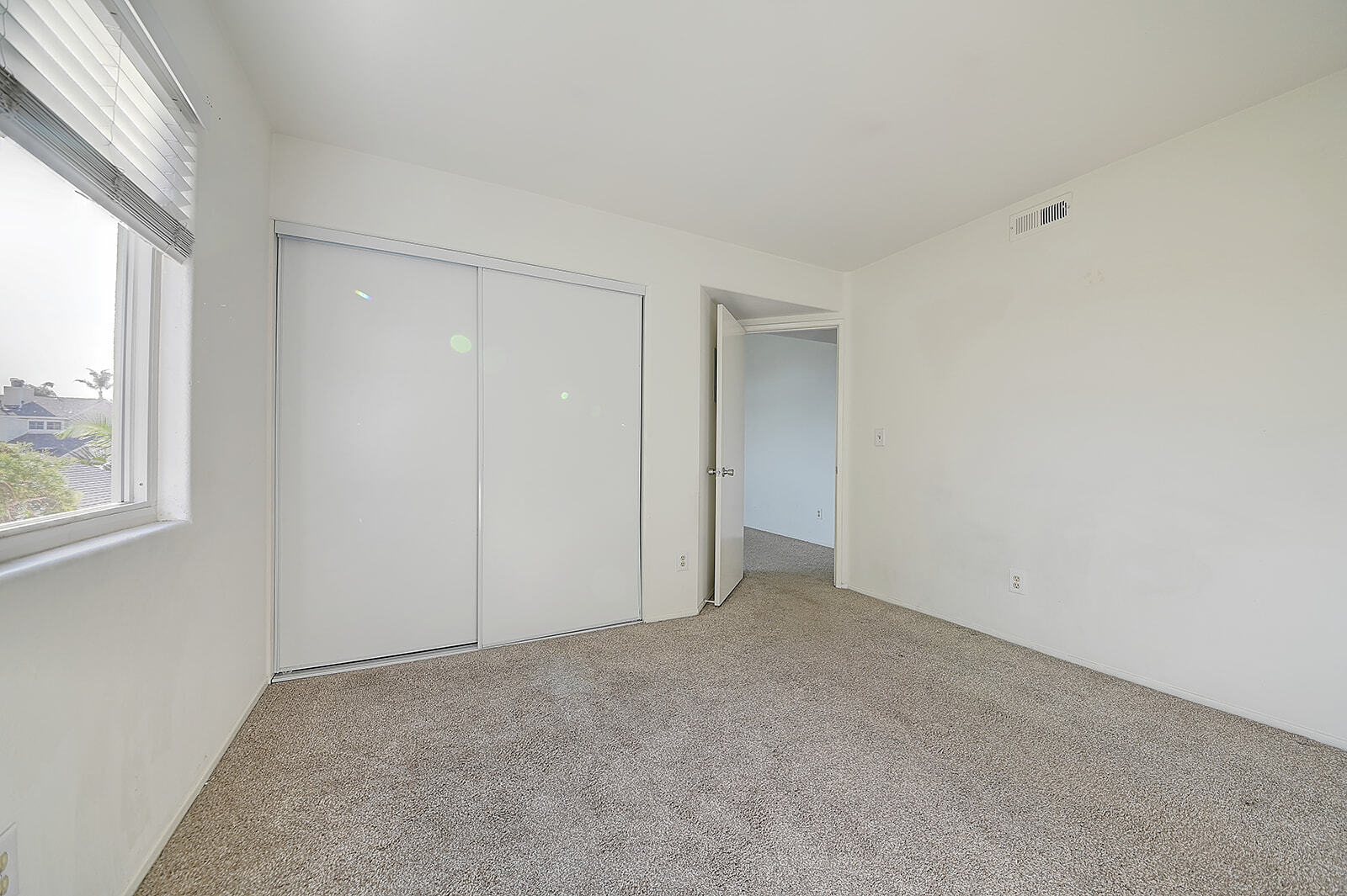 Building Photo - 17054 A Ln