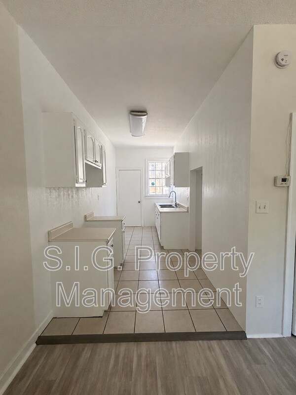 Building Photo - 10544 Floralita Ln