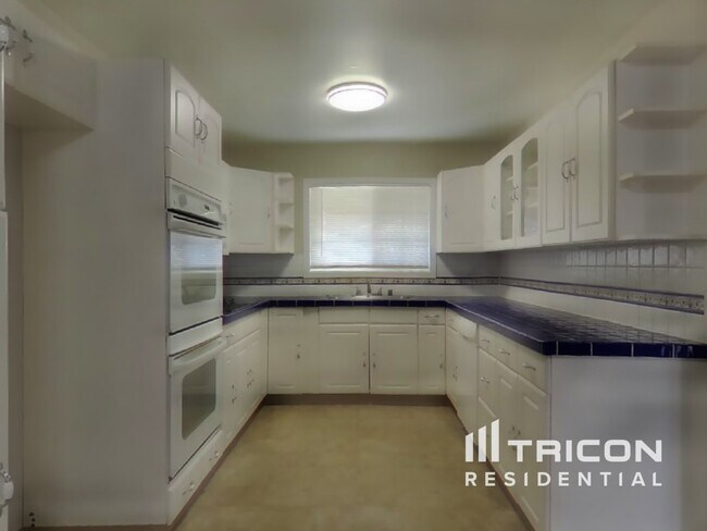 Building Photo - 4332 Delta Fair Blvd