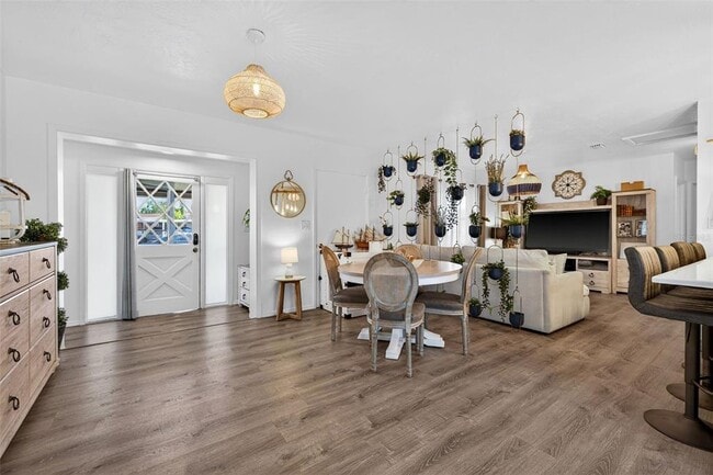 Building Photo - 1760 75th Ave N