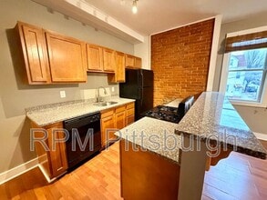 Building Photo - 3947 Mintwood St