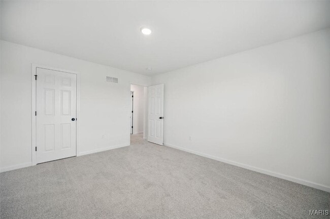 Building Photo - 928 Little Fieldstone Court