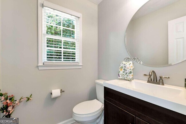 Building Photo - 3860 Maple Wood Trail