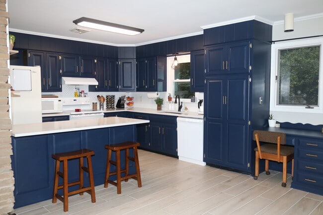 Building Photo - 25049 Ocean Gateway