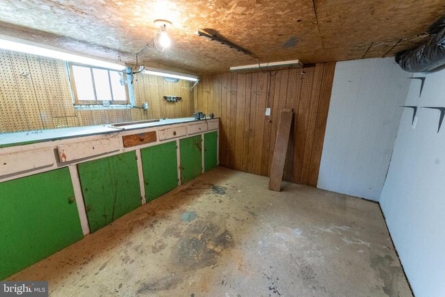 Building Photo - 8997 Concord Rd