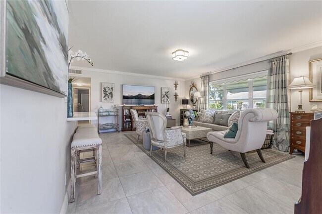 Building Photo - 1130 Circle Ter