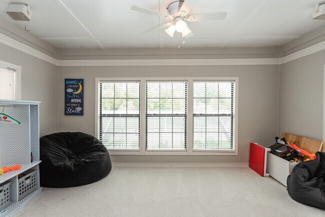 Building Photo - 9108 Quail Ridge Dr