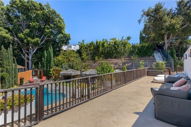 Building Photo - 3092 Laurel Canyon Blvd
