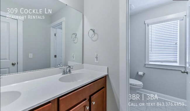 Building Photo - 309 Cockle Ln