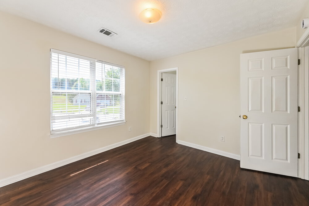 Building Photo - 564 Kirtley Ct