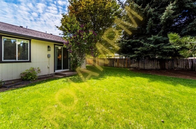 Building Photo - Charming 3-Bed 2-Bath House in Twin Falls