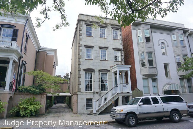 Building Photo - 207 E Charlton St
