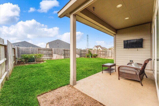 Building Photo - 19819 Old Saddle Ln