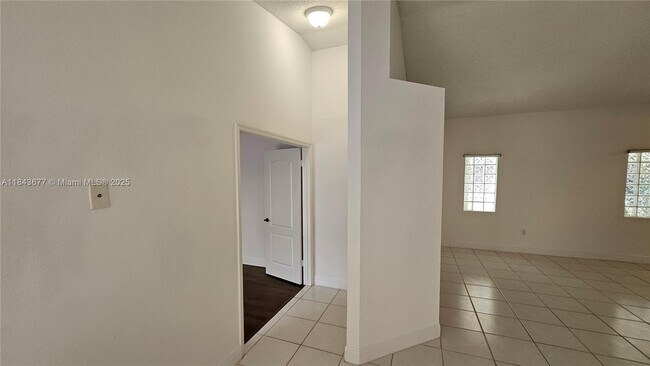 Building Photo - 5084 NW 112th Ct