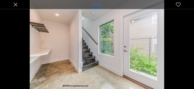 Building Photo - 311 Devalcourt St