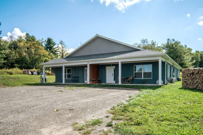 Building Photo - 39 Comfort Rd