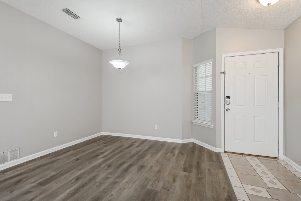 Building Photo - 12358 Carriann Cove Trail S