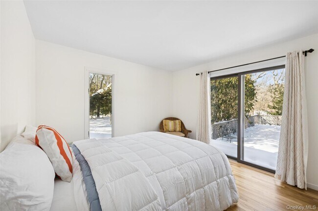 Building Photo - 15 Rivers Rd