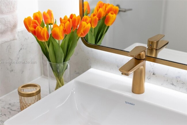 Building Photo - 159 NE 6th St