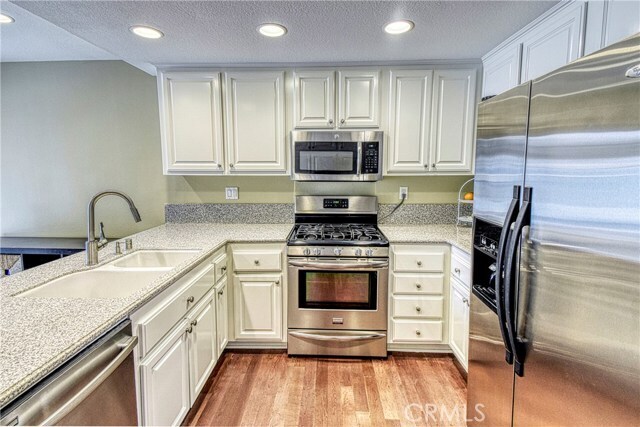 Building Photo - 24911 Laguna Vista