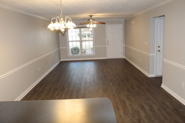 Building Photo - Columbia County Fort Grodon Attached home with Garage