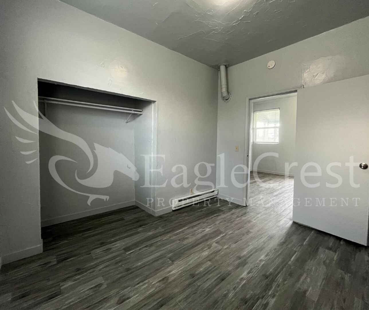 Building Photo - SKYWAY