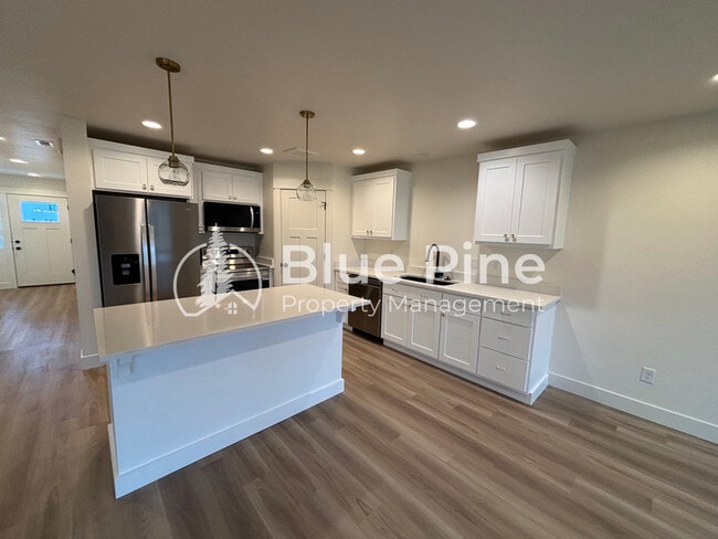 Building Photo - 2384 Caliber Pl