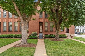 Building Photo - 4303 Laclede Ave