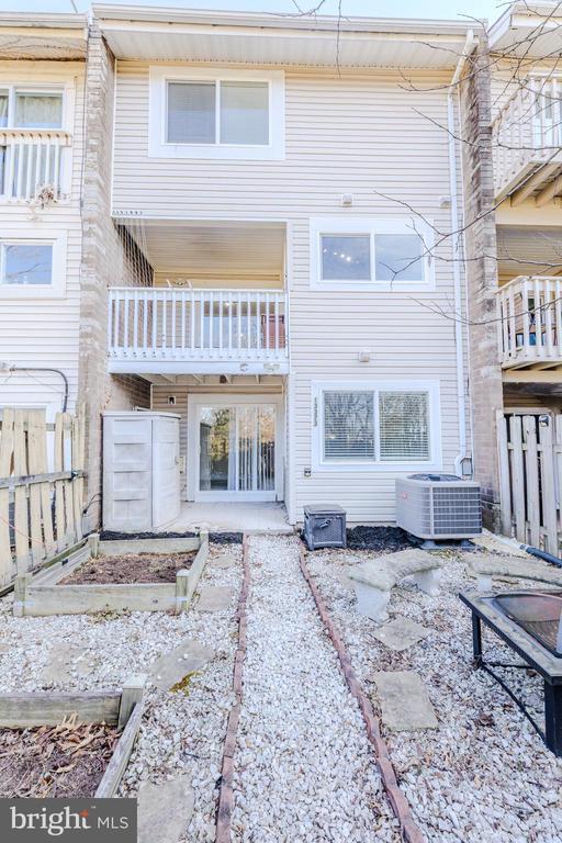 Building Photo - 13373 Hungerford Pl