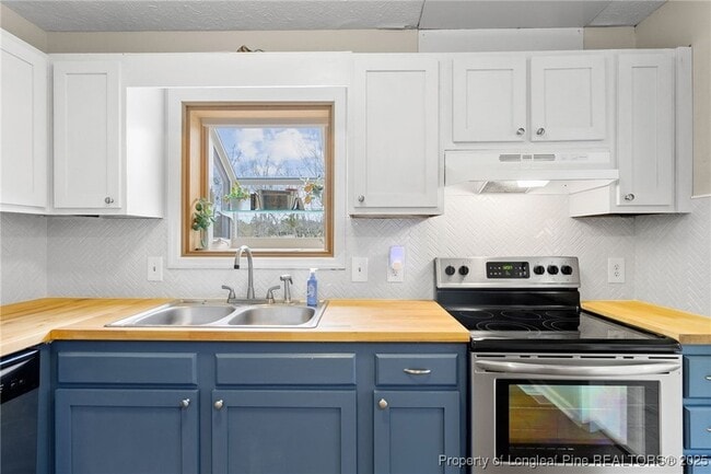 Building Photo - 1716 Valley Ridge Dr