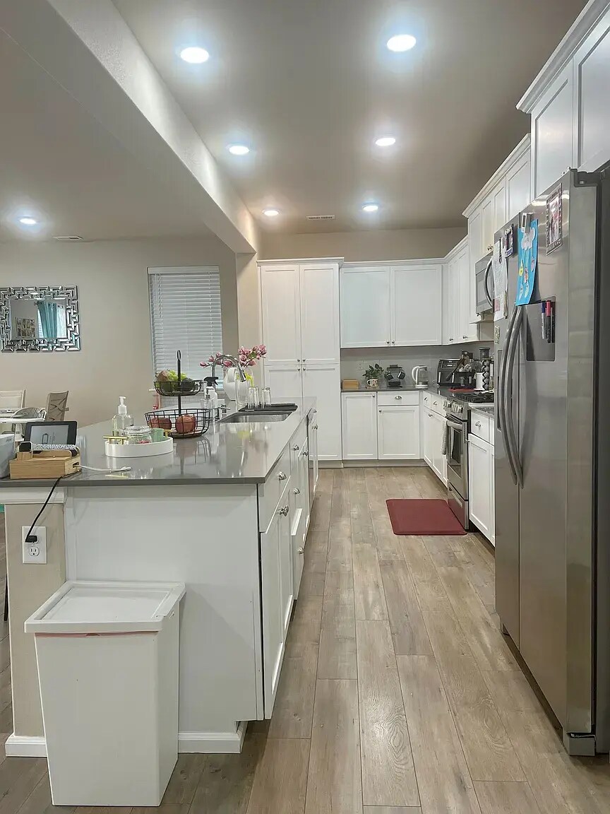 Building Photo - 3742 80th Ave NE