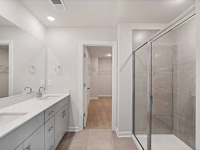 Building Photo - 640 Orsman Trl