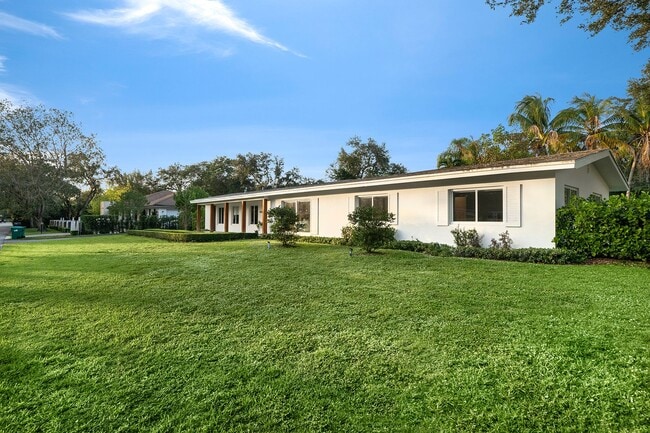 Building Photo - 5835 SW 100th Terrace